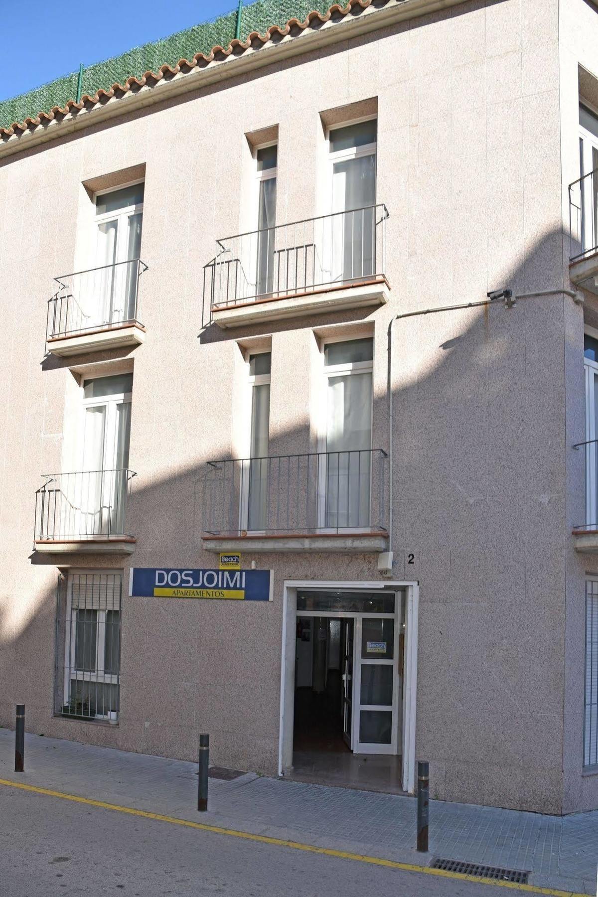 Apartamentos Ar Dosjoimi Lloret de Mar Exterior photo