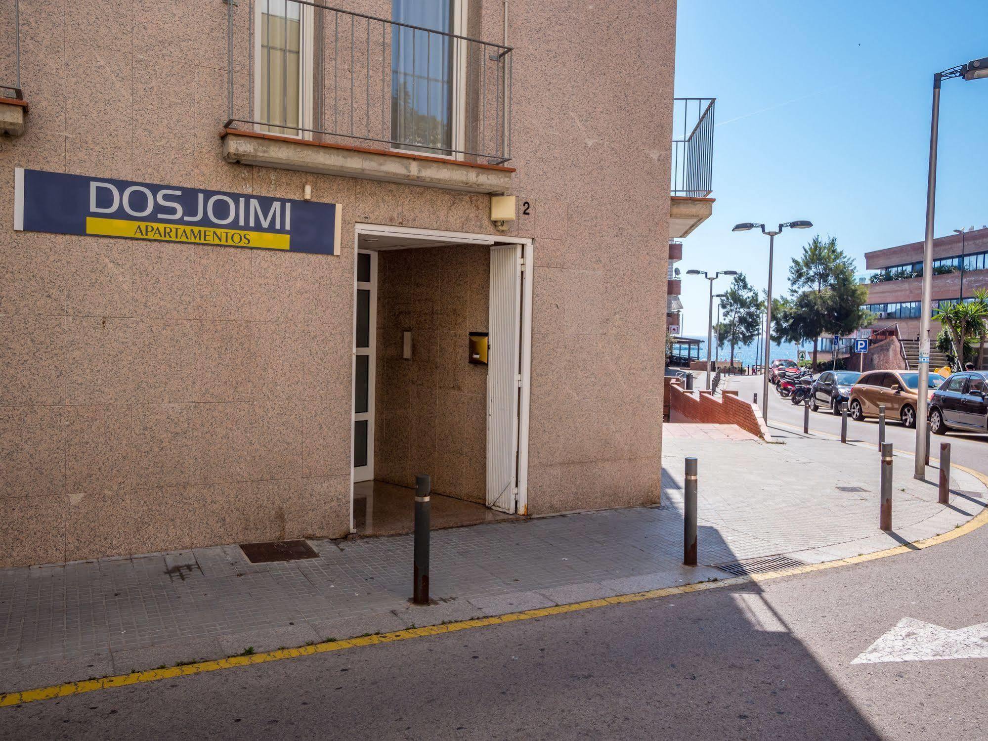 Apartamentos Ar Dosjoimi Lloret de Mar Exterior photo